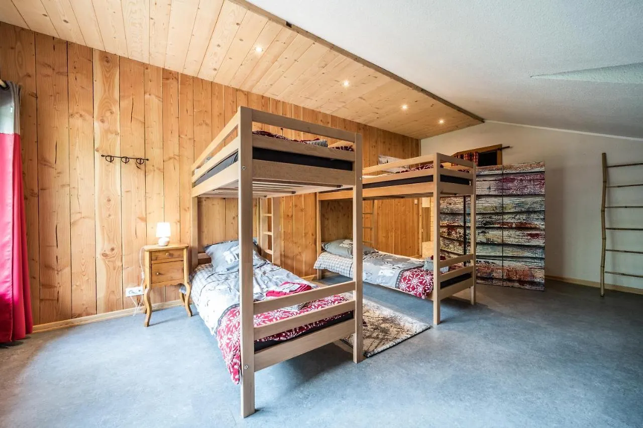 Apartment Coeur De Charmy Pour 10 Avec Spa Abondance
