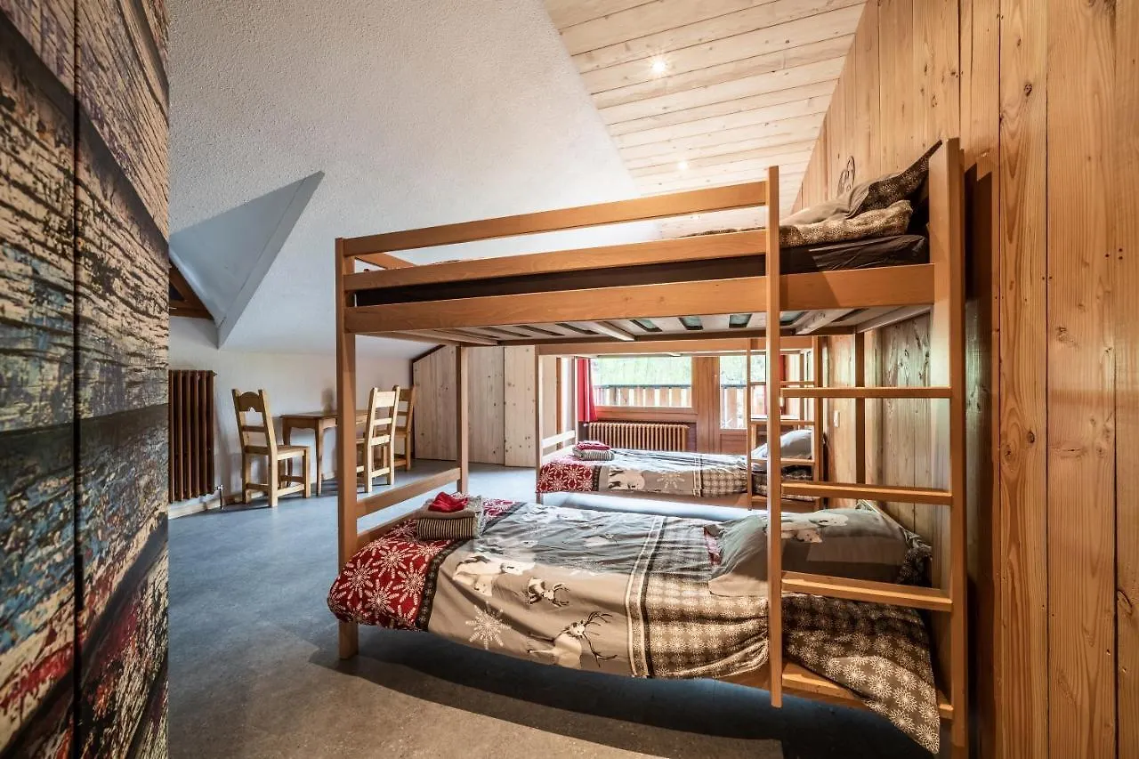 Apartment Coeur De Charmy Pour 10 Avec Spa Abondance