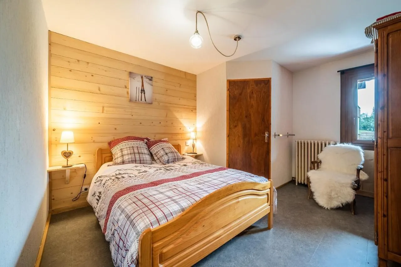 Coeur De Charmy Pour 10 Avec Spa Abondance Apartment