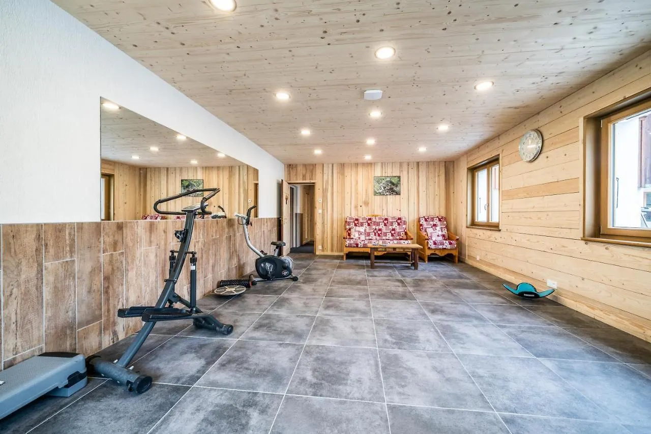 Coeur De Charmy Pour 10 Avec Spa Abondance Apartment