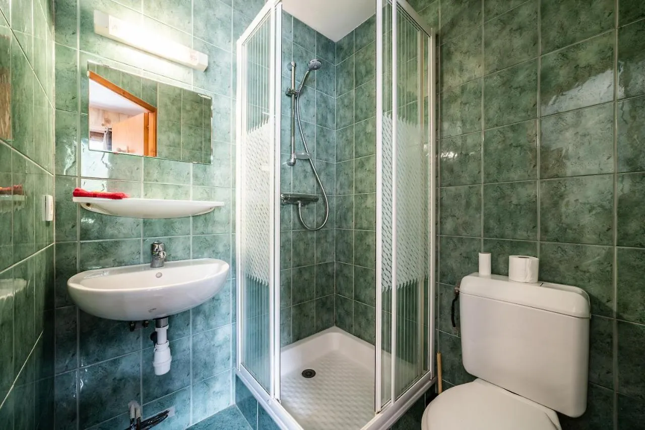 Coeur De Charmy Pour 10 Avec Spa Abondance Apartment